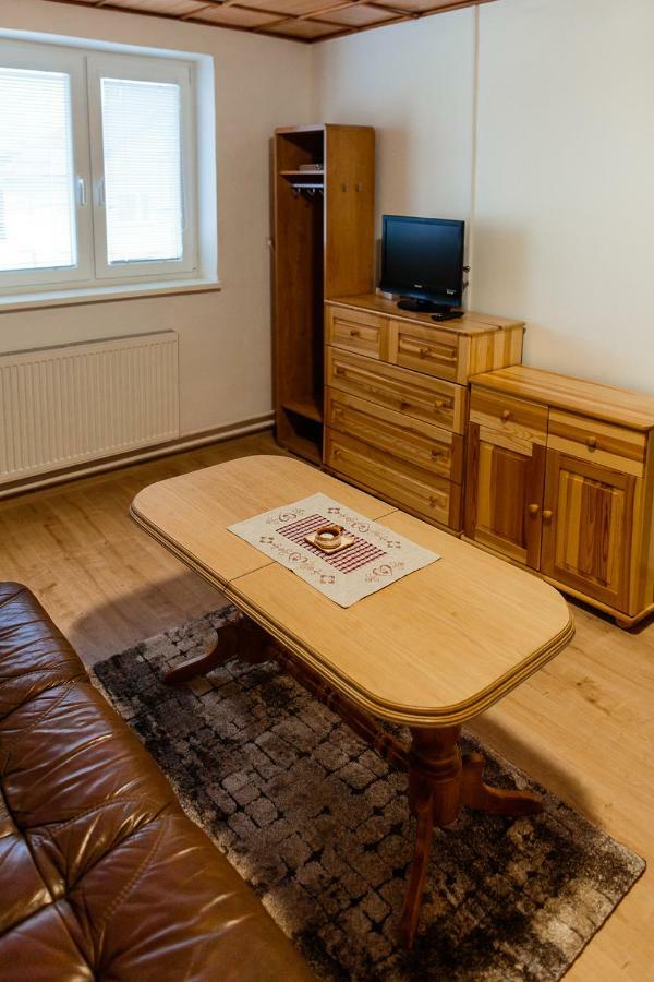 Hrady Apartment *