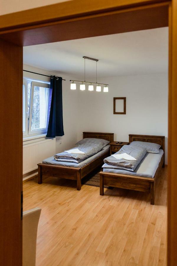Hrady Apartment *